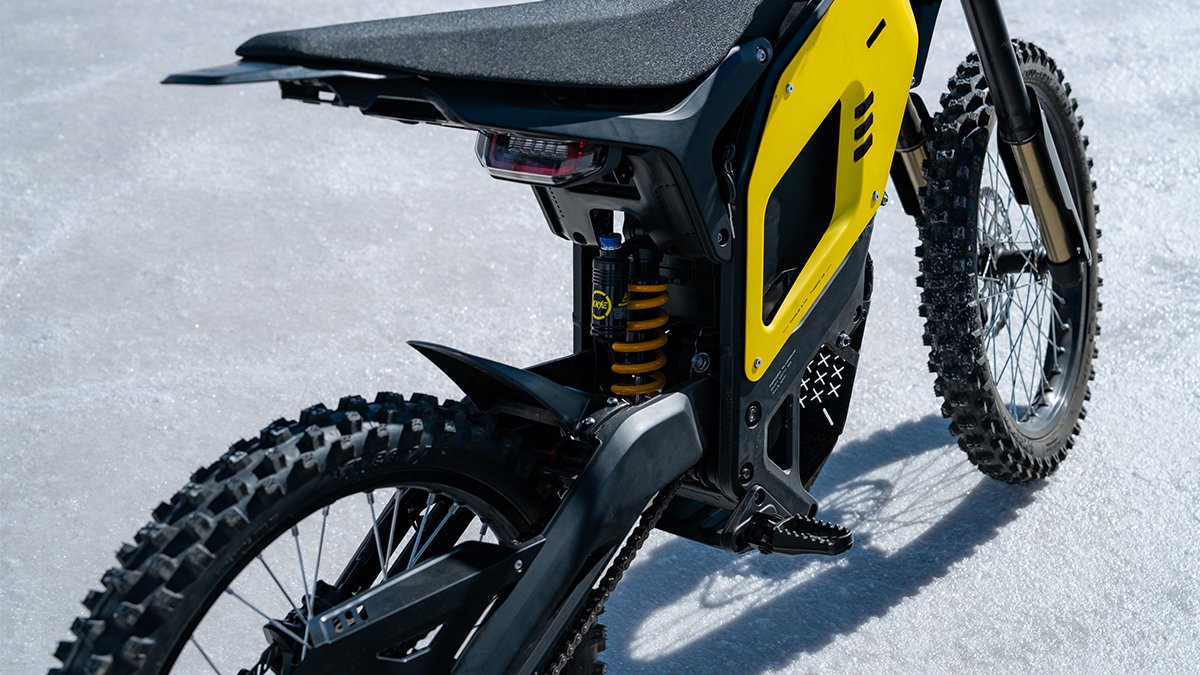 NIU XQi3 Off-Road detalhe da suspensão